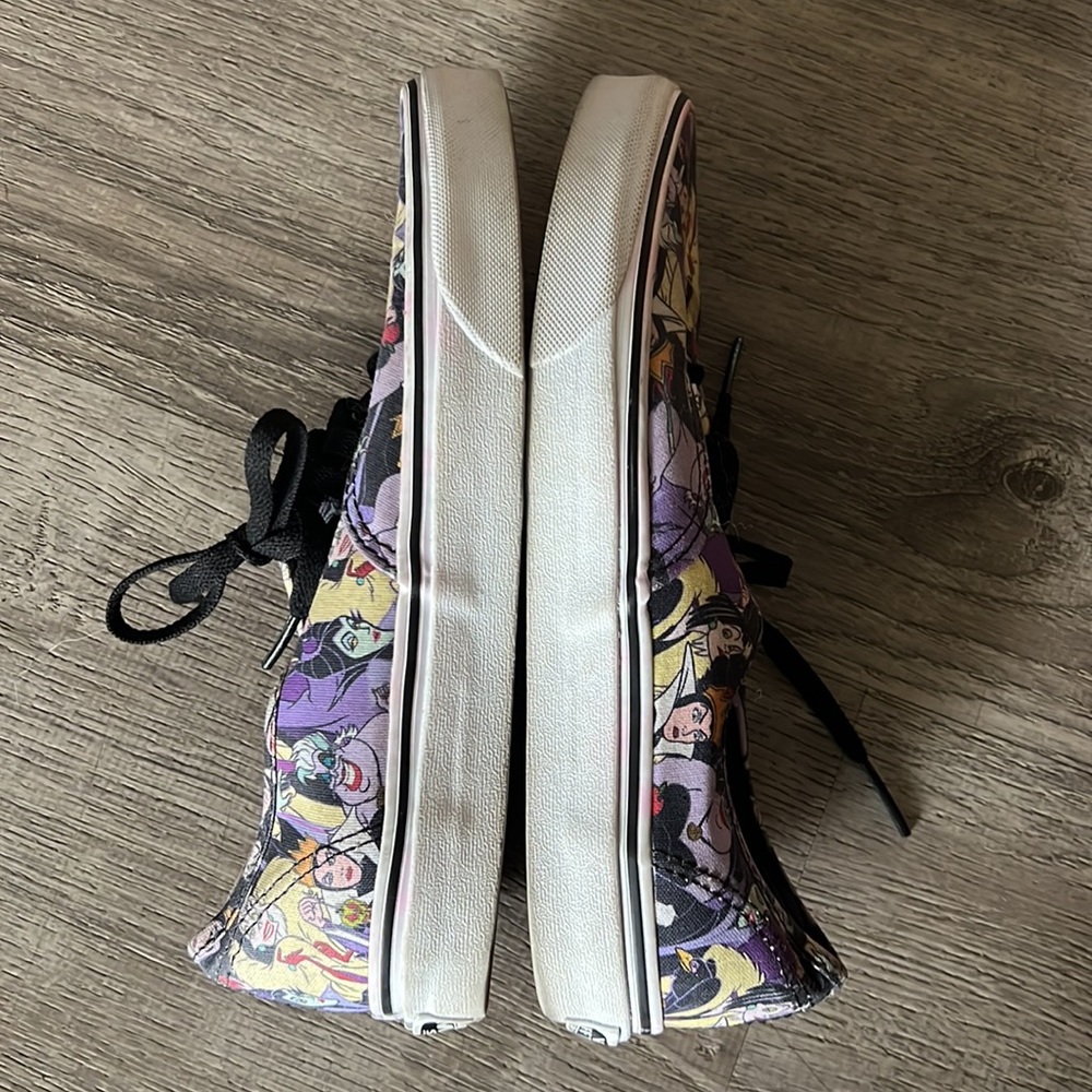 Vans X Disney Villains Collab Classic Lace Up Sneaker… Gem